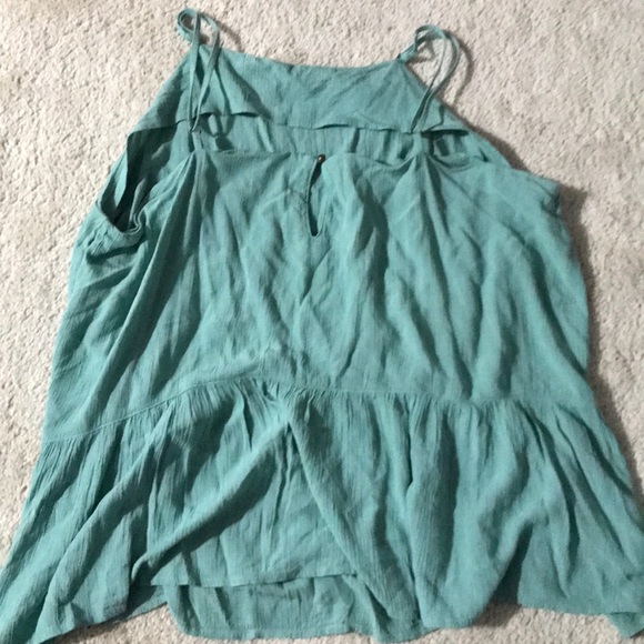 Tank - Picture 2 of 2